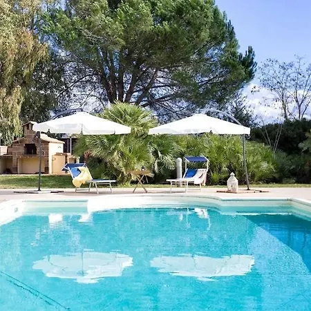 Villa Annetta Con Piscina Per 10 Persone Con 4 Bagni E 4
