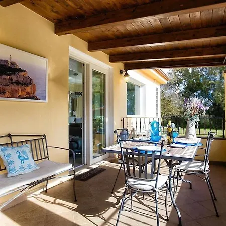 Villa Annetta Con Piscina Per 10 Persone Con 4 Bagni E 4 Alghero