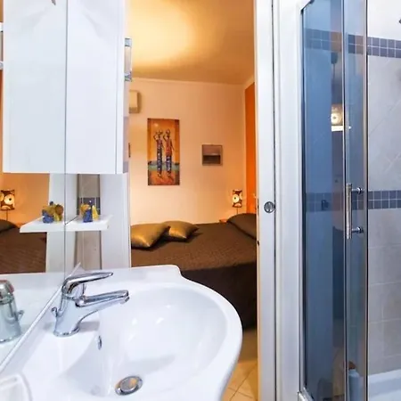 Villa Annetta Con Piscina Per 10 Persone Con 4 Bagni E 4 Alghero