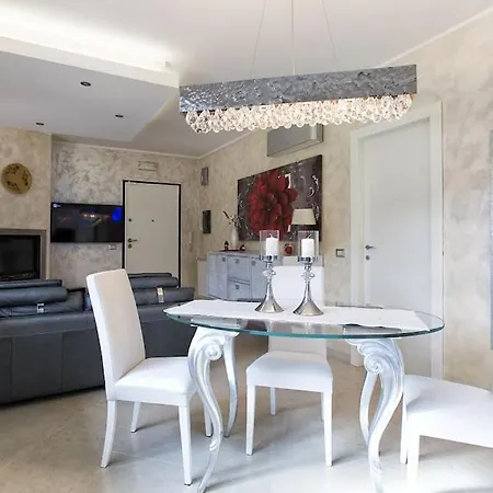 Villa Annetta Con Piscina Per 10 Persone Con 4 Bagni E 4